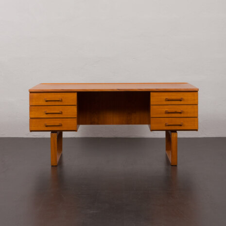 23209 Danish teak Desk kai kristiansen-5 23209 Danish teak Desk kai kristiansen-5