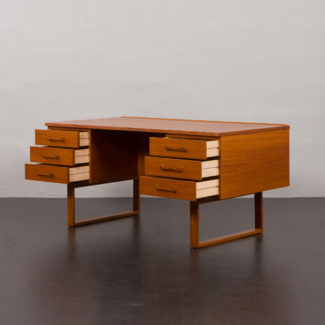 23209 Danish teak Desk kai kristiansen-7 23209 Danish teak Desk kai kristiansen-7