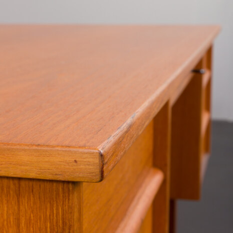 23125 Vintage Danish Teak Desk with 7 drawers-18 23125 Vintage Danish Teak Desk with 7 drawers-18