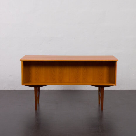 23125 Vintage Danish Teak Desk with 7 drawers-9 23125 Vintage Danish Teak Desk with 7 drawers-9
