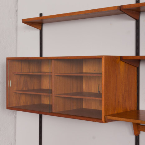 23130 kao kristiansen threebay teak wallunit with deskshelf-13 23130 kao kristiansen threebay teak wallunit with deskshelf-13