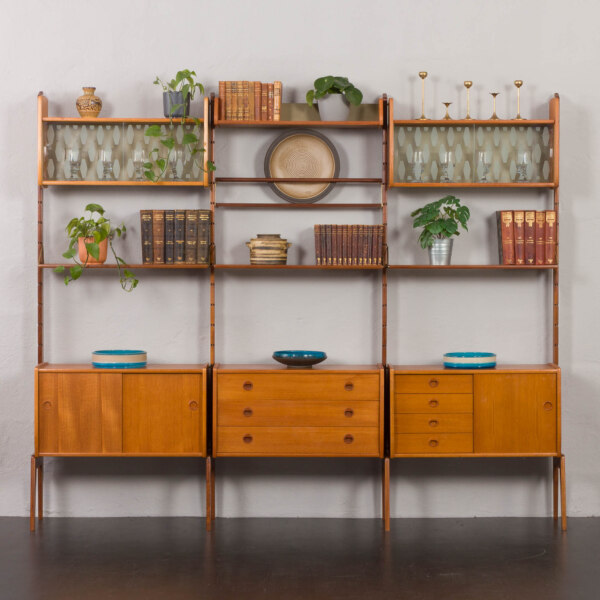 Ergo 3 bay mid-century modern free-standing wall unit by John Texmon and Einar Blindheim for Blindheim Mobelfabrikk, Norway, 1960s