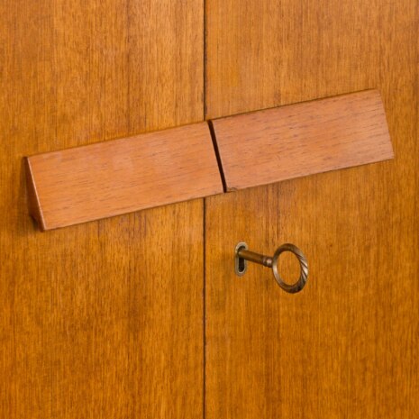 23200 Italian onebay freestanding wallunit-19 23200 Italian onebay freestanding wallunit-19