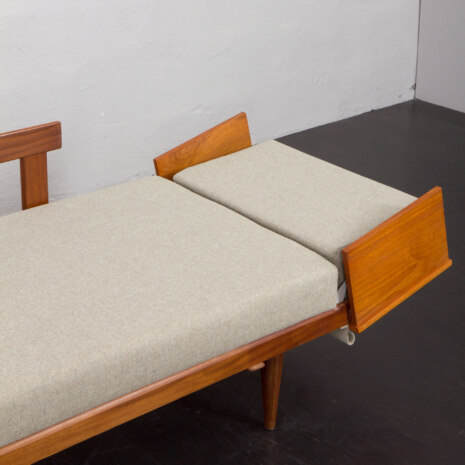 23205 svane daybed D1-18 23205 svane daybed D1-18