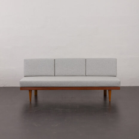 23126 Ekornes corner set daybed Svane with table 1-9 23126 Ekornes corner set daybed Svane with table 1-9