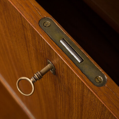 23216 Bibliothèque scandinave du milieu du siècle 12 23216 Bibliothèque scandinave du milieu du siècle 12