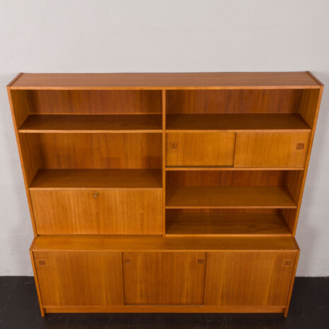 23229 Duńska szafka na książki w stylu vintage Feldballes 12 23229 Duńska szafka na książki w stylu vintage Feldballes 12