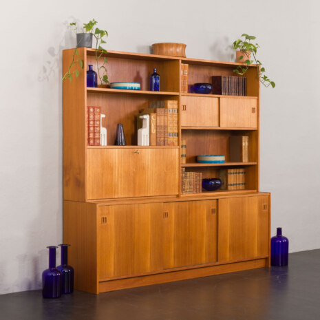 23229 Duńska szafka na książki w stylu vintage Feldballes 4 23229 Duńska szafka na książki w stylu vintage Feldballes 4