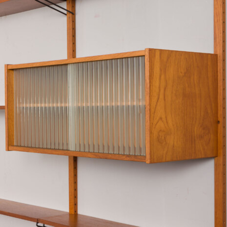 23252 Danish modular shelving system in teak with 3 cabinets _ 5 floating cabinets, Sorensen Cadovius style wall unit, Denmark, 1960s-10 23252 Danish modular shelving system in teak with 3 cabinets _ 5 floating cabinets, Sorensen Cadovius style wall unit, Denmark, 1960s-10