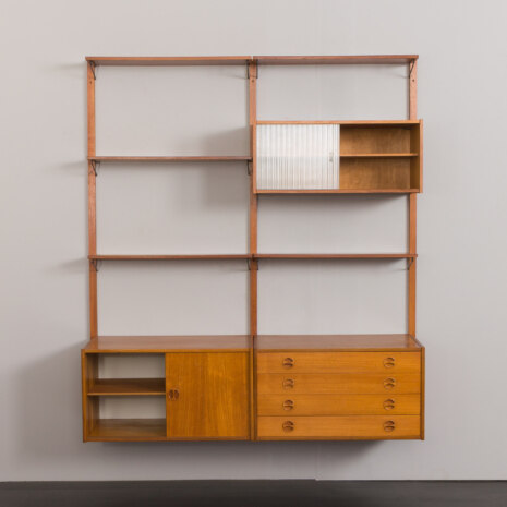 23252 Danish modular shelving system in teak with 3 cabinets _ 5 floating cabinets, Sorensen Cadovius style wall unit, Denmark, 1960s-7 23252 Danish modular shelving system in teak with 3 cabinets _ 5 floating cabinets, Sorensen Cadovius style wall unit, Denmark, 1960s-7