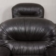 23277 Vintage Italian lounge chairs in black leatherette in Bellini style, 1970s-11