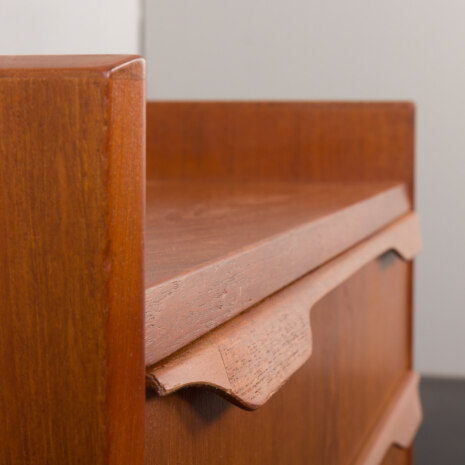 23278 Vintage Danish teak dresser 17 23278 Vintage Danish teak dresser 17