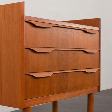 23278 Vintage Danish teak dresser 8 23278 Vintage Danish teak dresser 8