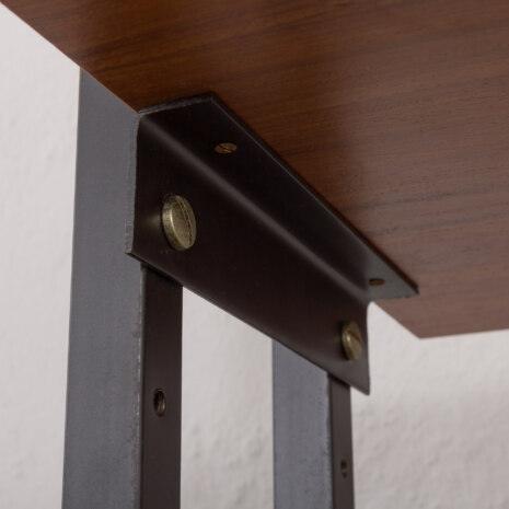 23312 Włoskie wolnostojące pionowe biurko z połowy wieku w stylu Silvio Cavatorta, lata 1960-18 23312 Włoskie wolnostojące pionowe biurko z połowy wieku w stylu Silvio Cavatorta, lata 1960-18