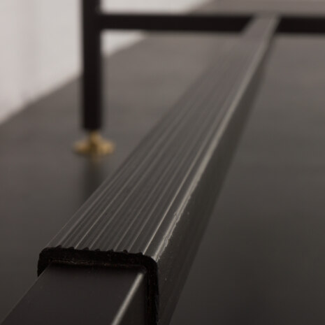 23312 Włoskie wolnostojące pionowe biurko z połowy wieku w stylu Silvio Cavatorta, lata 1960-21 23312 Włoskie wolnostojące pionowe biurko z połowy wieku w stylu Silvio Cavatorta, lata 1960-21