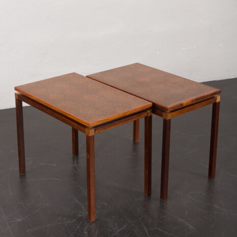 23342 zestaw dwóch małych stolików z drewna różanego-12 23342 zestaw dwóch małych stolików z drewna różanego-12