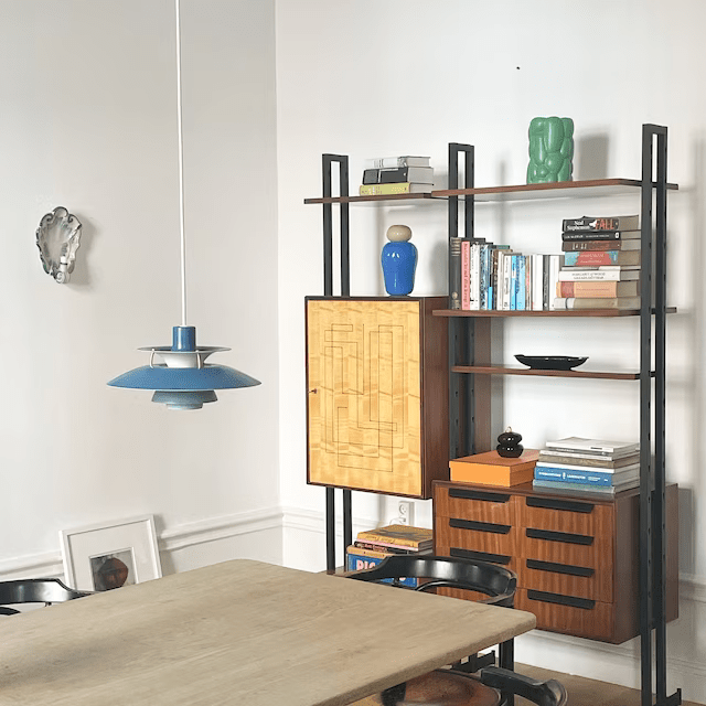 Italian free standing wall unit with bar cabinet in Vittorio Dassi style, 1960s