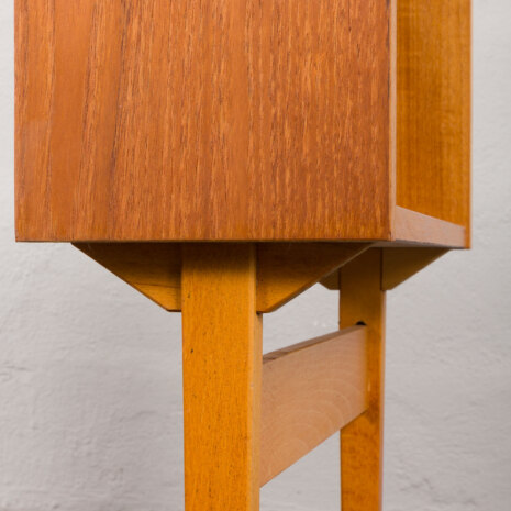 23150 Bureau scandinave autoportant en teck avec 3 tiroirs, Norvège 1960-20 23150 Bureau scandinave autoportant en teck avec 3 tiroirs, Norvège 1960-20