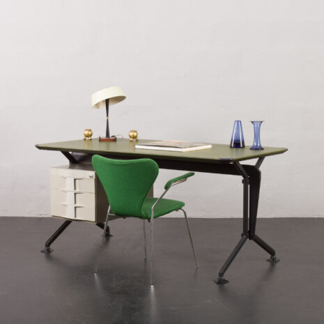 23188 Olivetti desk -3 23188 Olivetti desk -3