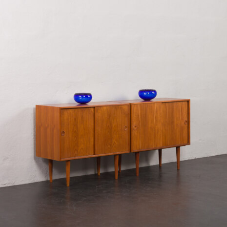 23328 Para szafek z drzwiami przesuwanymi Kai Kristiansen-2 23328 Para szafek z drzwiami przesuwanymi Kai Kristiansen-2