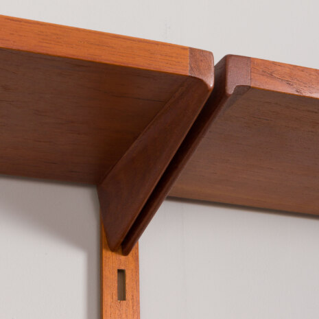 23331 Kai Kristiansen modular shelving system in teak w. 4 cabinets and 10 shelves-22 23331 Kai Kristiansen modular shelving system in teak w. 4 cabinets and 10 shelves-22