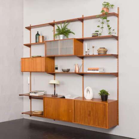 23331 Kai Kristiansen modular shelving system in teak w. 4 cabinets and 10 shelves-3 23331 Kai Kristiansen modular shelving system in teak w. 4 cabinets and 10 shelves-3