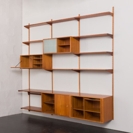 23331 Kai Kristiansen modular shelving system in teak w. 4 cabinets and 10 shelves-5 23331 Kai Kristiansen modular shelving system in teak w. 4 cabinets and 10 shelves-5