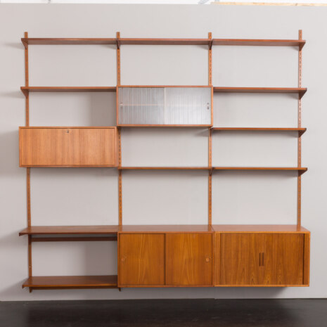 23331 Kai Kristiansen modular shelving system in teak w. 4 cabinets and 10 shelves-9 23331 Kai Kristiansen modular shelving system in teak w. 4 cabinets and 10 shelves-9