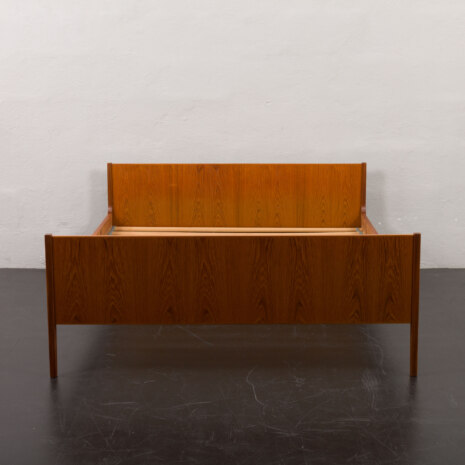 23280 teak queen size bed-4 23280 teak queen size bed-4