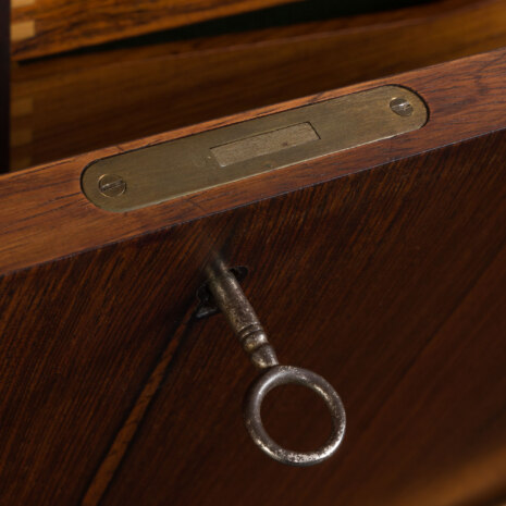 23322 Poul Cadovius 3 bay rosewood wallunit with secretarie-17 23322 Poul Cadovius 3 bay rosewood wallunit with secretarie-17