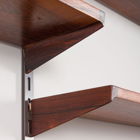 23327 Système d'étagères modulaires en bois de rose avec 5 armoires et 13 étagères, unité murale à 4 travées par Kai Kristiansen, Danemark, années 1960-17 23327 Système d'étagères modulaires en bois de rose avec 5 armoires et 13 étagères, unité murale à 4 travées par Kai Kristiansen, Danemark, années 1960-17