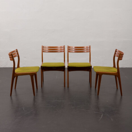 23337 set of 4 chairs in teak Johannes Andersen-4 23337 set of 4 chairs in teak Johannes Andersen-4