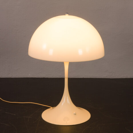 23475 Panthella table lamp-6 23475 Panthella table lamp-6