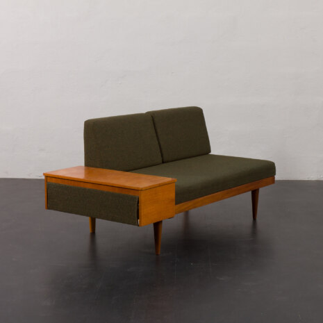 23386 Svane suit by Igmar Relling with two daybeds and a side table in original upholstery, Norway 1970s -A--13 23386 Svane suit by Igmar Relling with two daybeds and a side table in original upholstery, Norway 1970s -A--13