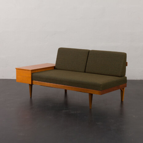 23386 Svane suit by Igmar Relling with two daybeds and a side table in original upholstery, Norway 1970s -A--8 23386 Svane suit by Igmar Relling with two daybeds and a side table in original upholstery, Norway 1970s -A--8