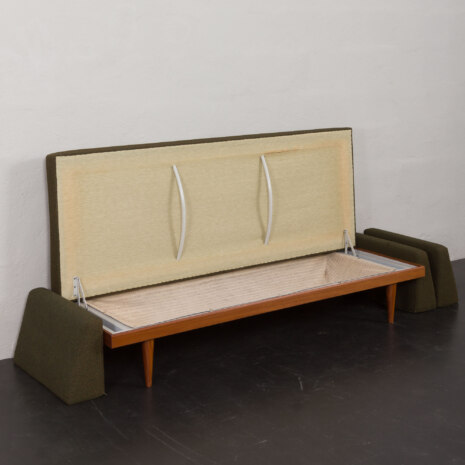 23386 Svane suit by Igmar Relling with two daybeds and a side table in original upholstery, Norway 1970s -B--12 23386 Svane suit by Igmar Relling with two daybeds and a side table in original upholstery, Norway 1970s -B--12