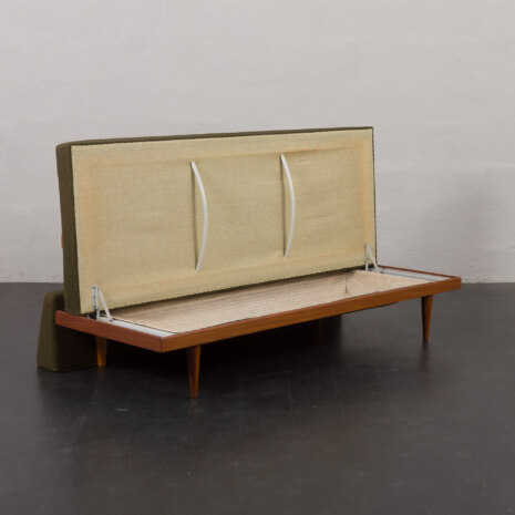 23386 Svane suit by Igmar Relling with two daybeds and a side table in original upholstery, Norway 1970s -B--2 23386 Svane suit by Igmar Relling with two daybeds and a side table in original upholstery, Norway 1970s -B--2