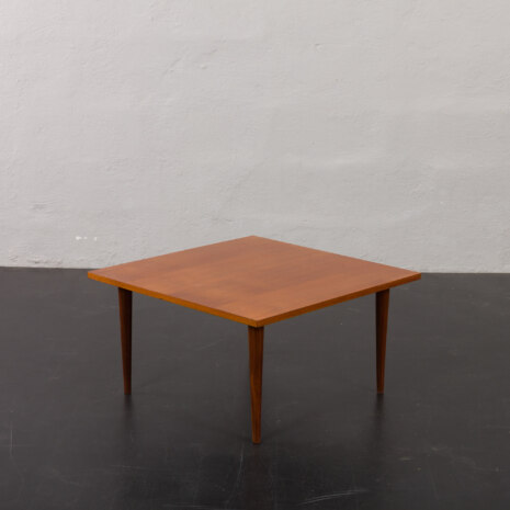 23386 Svane suit by Igmar Relling with two daybeds and a side table in original upholstery, Norway 1970s -C--2 23386 Svane suit by Igmar Relling with two daybeds and a side table in original upholstery, Norway 1970s -C--2