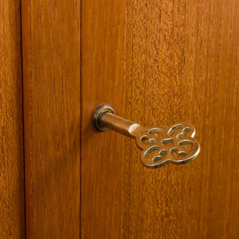 23502 Poul Cadovius Wall unit in teak with tambour doors cabinet to Poul Cadovius -9 23502 Poul Cadovius Wall unit in teak with tambour doors cabinet to Poul Cadovius -9