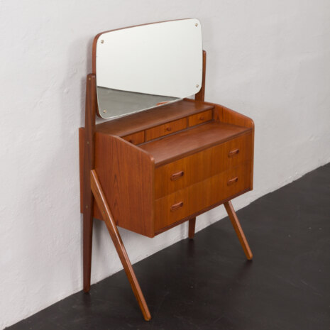 23512 toaletka-7 23512 toaletka-7