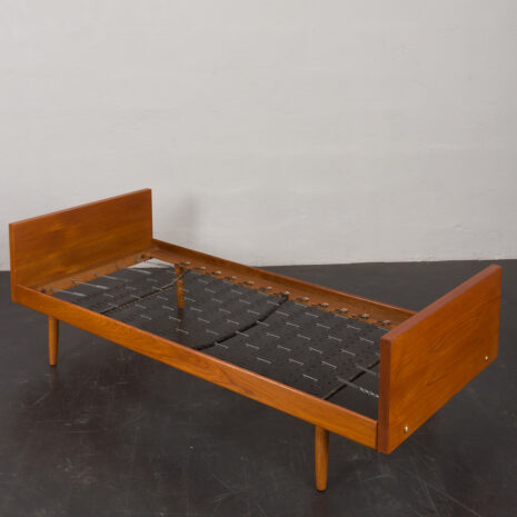 23524 Danish daybed in teak and black leather by Horsens Mobelfabrik, 1960s-14 23524 Danish daybed in teak and black leather by Horsens Mobelfabrik, 1960s-14