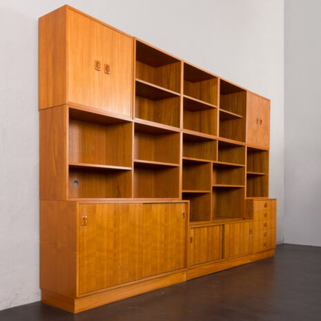 23538 Danish extra large mid century teak modular bookcase in the style of Borge Mogensen, 1970s-15 23538 Danish extra large mid century teak modular bookcase in the style of Borge Mogensen, 1970s-15