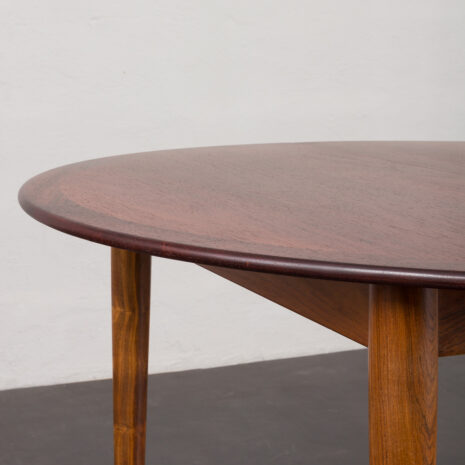 23137-1 Circular dining table in rosewood, model _PJ 2-5_ by Grete Jalk for P. Jeppesen, Denmark ,1960s-10 23137-1 Circular dining table in rosewood, model _PJ 2-5_ by Grete Jalk for P. Jeppesen, Denmark ,1960s-10