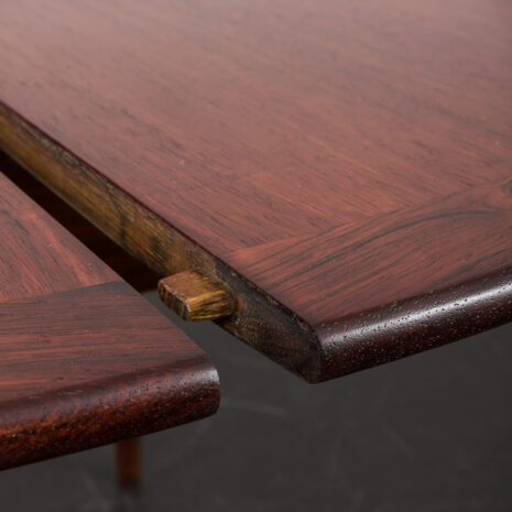 23137-1 Circular dining table in rosewood, model _PJ 2-5_ by Grete Jalk for P. Jeppesen, Denmark ,1960s-6 23137-1 Circular dining table in rosewood, model _PJ 2-5_ by Grete Jalk for P. Jeppesen, Denmark ,1960s-6