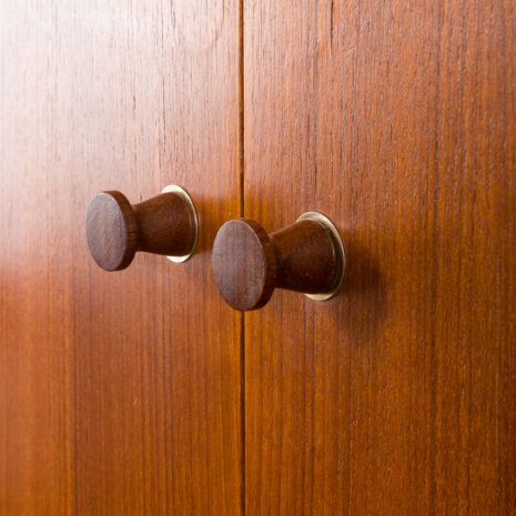 22114 italian freestanding threebay teak wallunit-10 22114 italian freestanding threebay teak wallunit-10