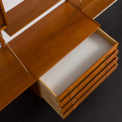 24009 Preben Sorensen three bay teak wallunit -11 24009 Preben Sorensen three bay teak wallunit -11