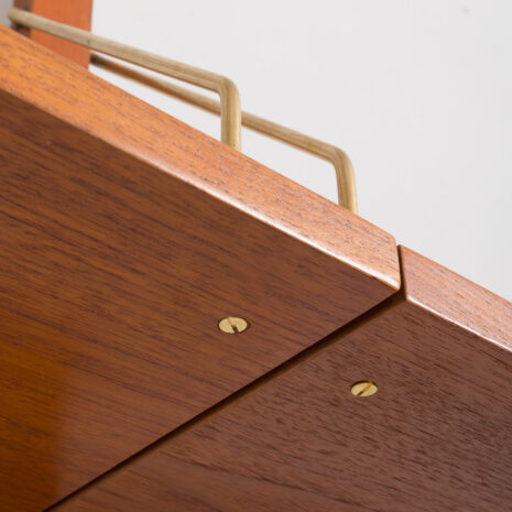 24009 Preben Sorensen three bay teak wallunit -19 24009 Preben Sorensen three bay teak wallunit -19