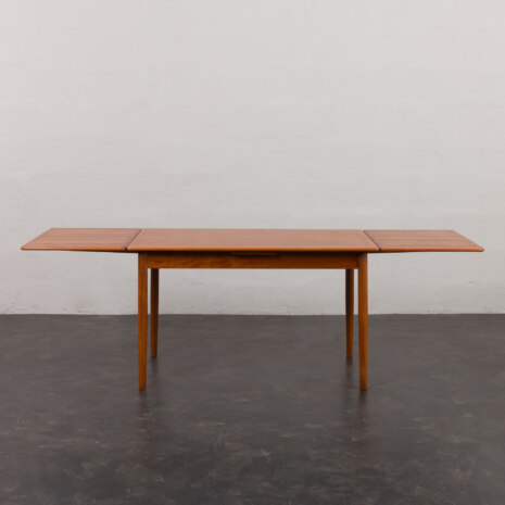 22330 large extension teak dining table by H.SIGH & SON SPOTTRUP-5 22330 large extension teak dining table by H.SIGH & SON SPOTTRUP-5