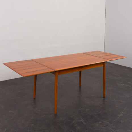 22330 large extension teak dining table by H.SIGH & SON SPOTTRUP-6 22330 large extension teak dining table by H.SIGH & SON SPOTTRUP-6