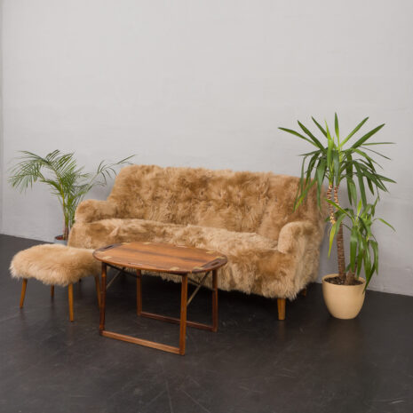 23161 08032023 Peter Hvidt & Orla Mølgaard-Nielsen dla Fritz Hansen. Sofa Tre-pers., model _1747_ 6351438-1 23161 08032023 Peter Hvidt & Orla Mølgaard-Nielsen dla Fritz Hansen. Sofa Tre-pers., model _1747_ 6351438-1